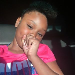 Meet your Posher, Laila